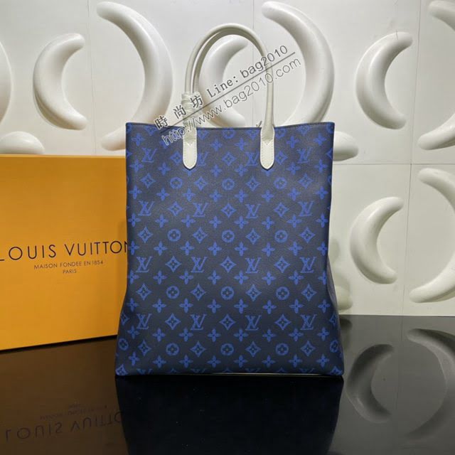 LOUIS VUITTON專櫃新款包包 路易威登Carry It手袋 LV男士老花字體絲印tote托特包 M46112  ydh4152